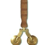 Rotella tagliapasta doppia ottone manico in legno