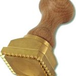 Stampo ravioli rettangolare 4,5x5,5 ottone a molla
