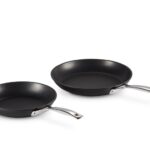 Set 2 pz. padelle antiaderenti cm Ø24 - Ø28 - Les Forgées Le Creuset